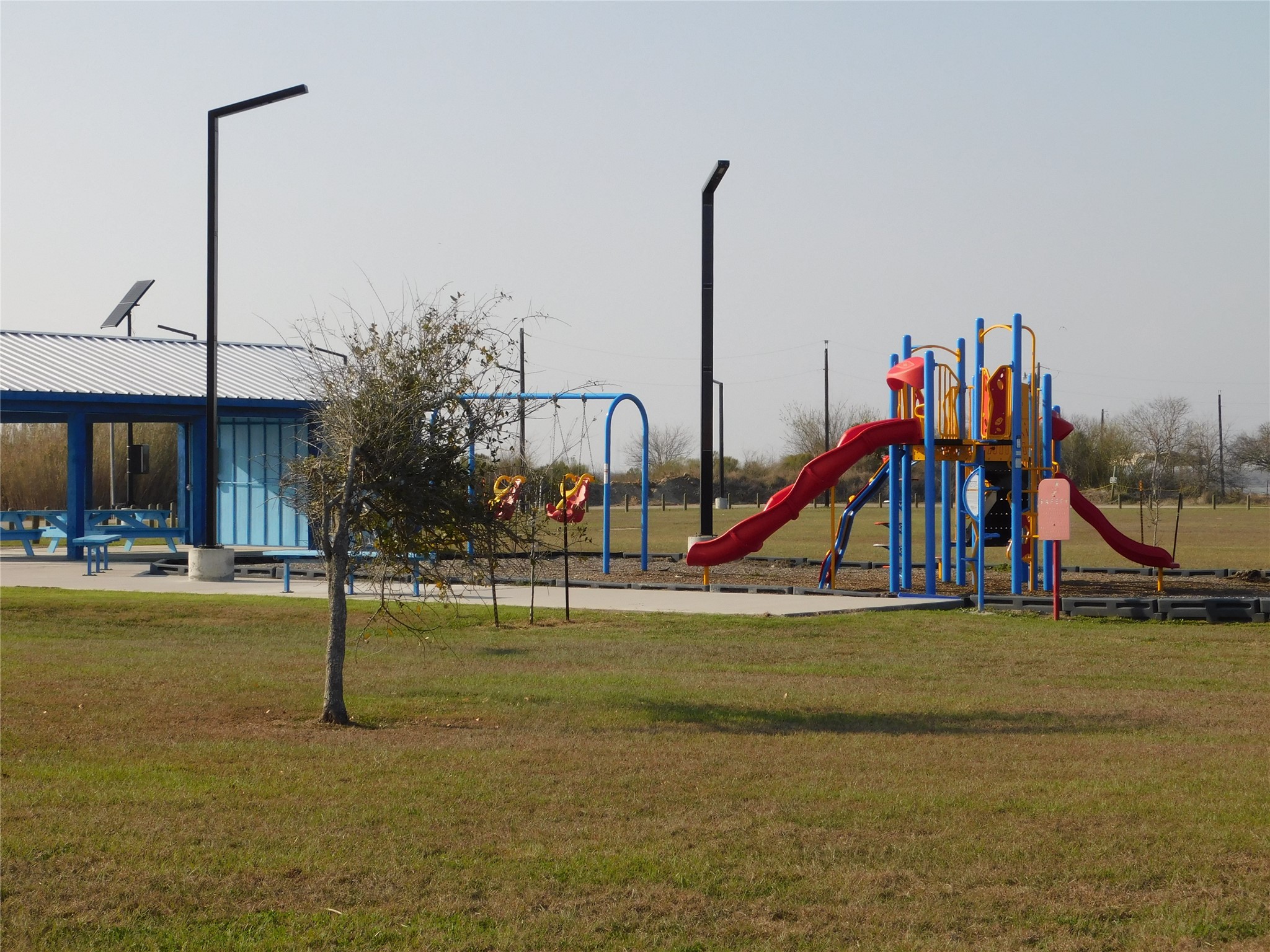 266 First Street Port Lavaca, TX 77979 - Photo 17 of 18 a view of a house with swimming pool