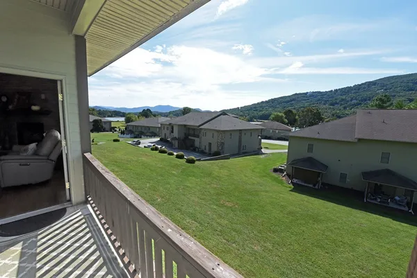 $349,000 | 1724 H Water Crest Way, Young Harris, GA 30582