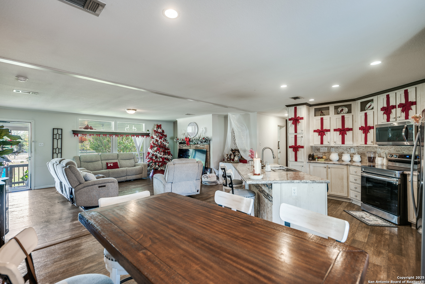 9233 Nelson Road San Antonio, TX 78252 - Photo 12 of 25