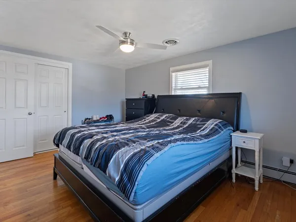 $199,900 | 1420 7th Street, Orion, IL 61273