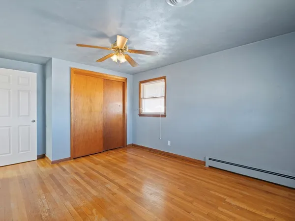 $199,900 | 1420 7th Street, Orion, IL 61273