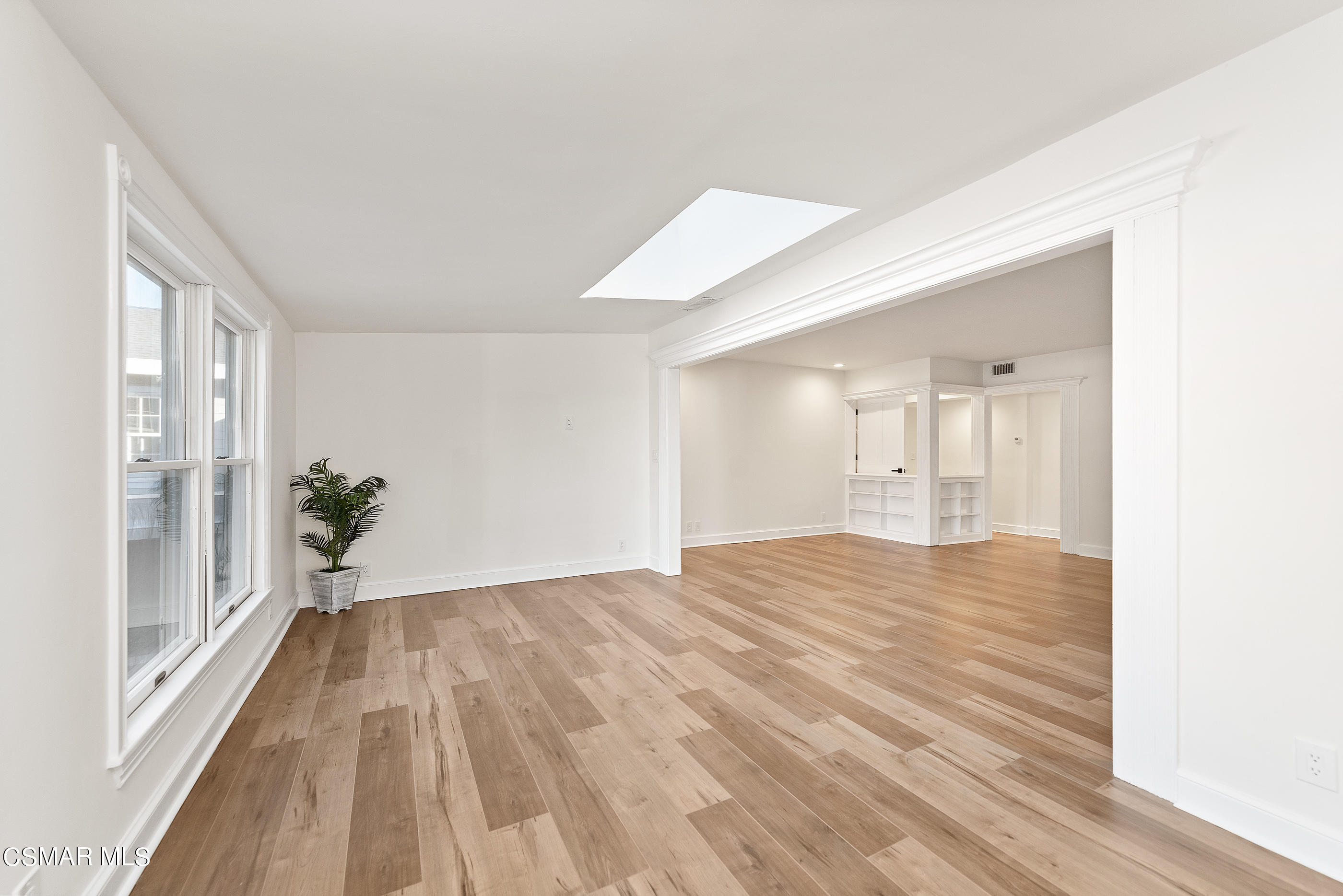 2959 Happy Lane Simi Valley, CA 93065 - Photo 32 of 92 2959 Happy Ln Simi Valley-34