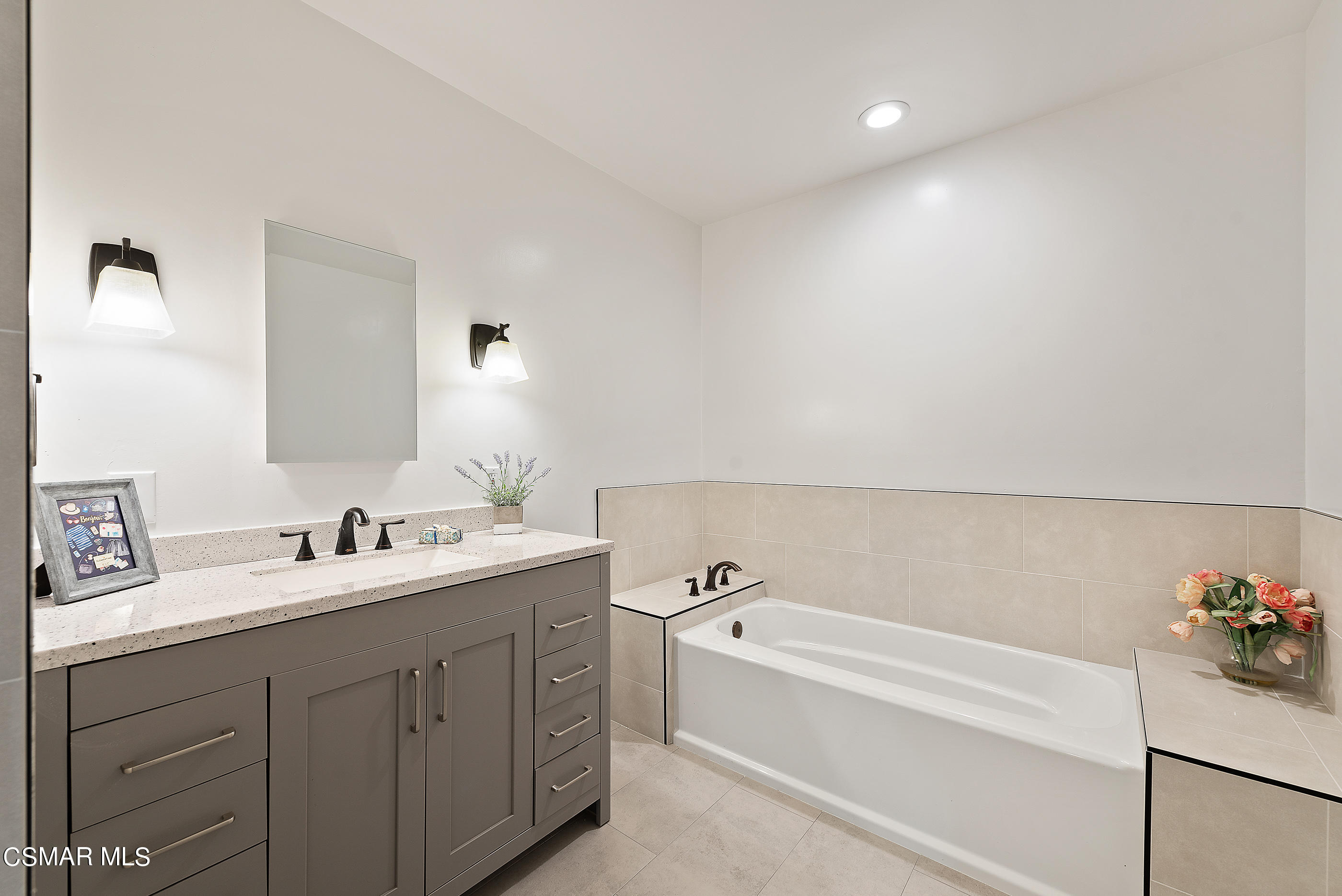 2959 Happy Lane Simi Valley, CA 93065 - Photo 45 of 92 2959 Happy Ln Simi Valley-47