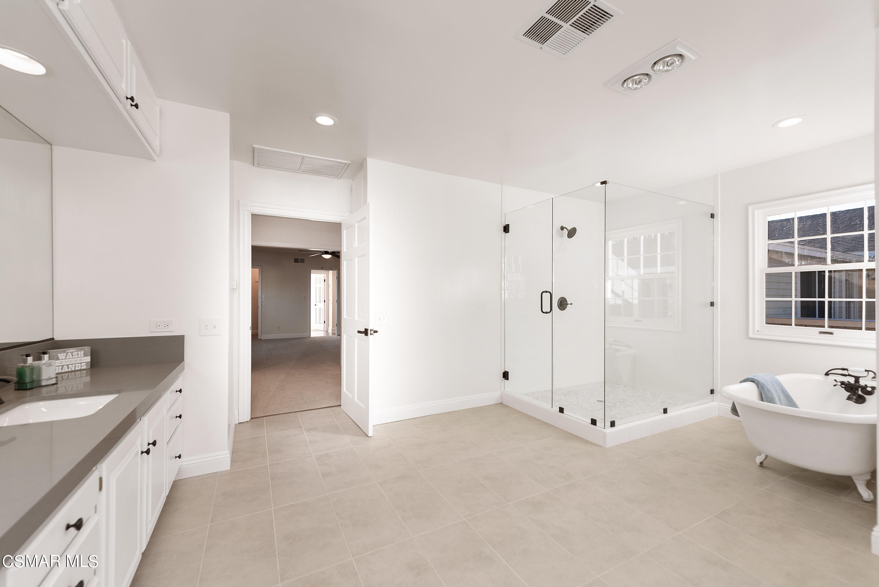 2959 Happy Lane Simi Valley, CA 93065 - Photo 53 of 92 2959 Happy Ln Simi Valley-54