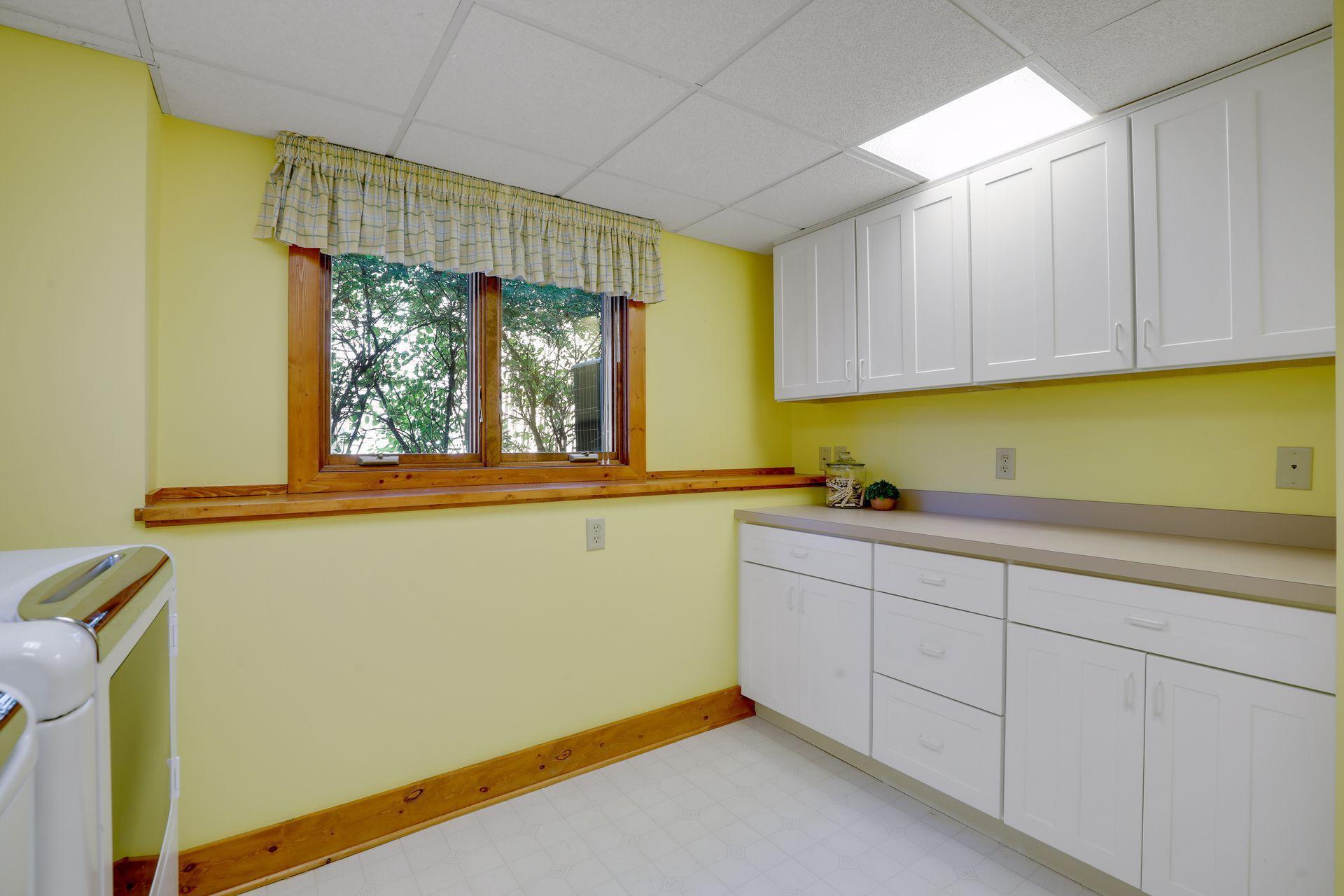8213 Maryland Road Bloomington, MN 55438 - Photo 18 of 23 Gallery Image 18