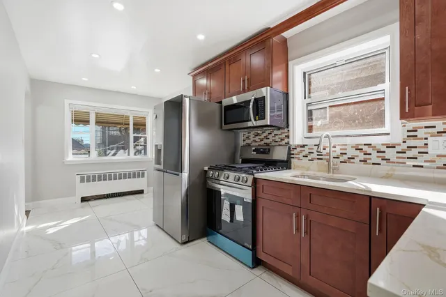 $825,000 | 2943 Yates Avenue | Laconia