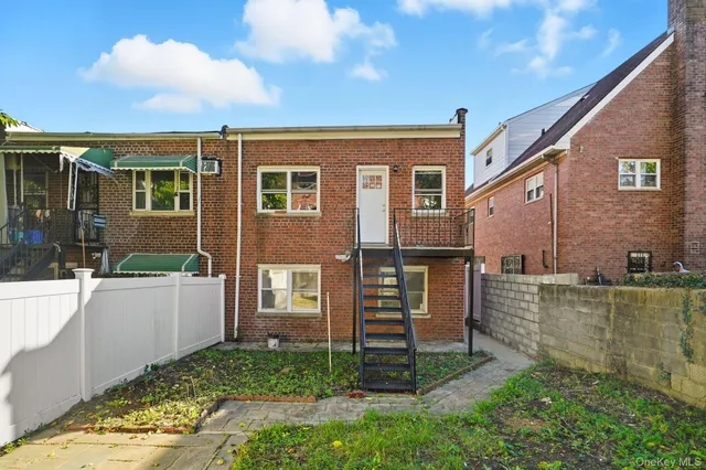 $825,000 | 2943 Yates Avenue | Laconia