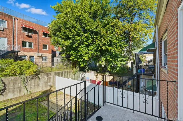 $825,000 | 2943 Yates Avenue | Laconia