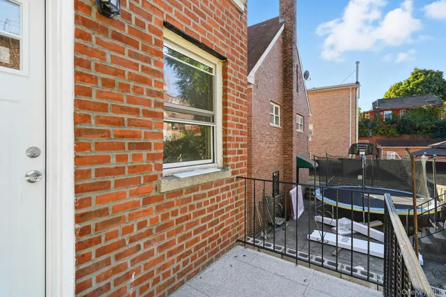 $825,000 | 2943 Yates Avenue | Laconia