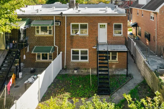 $825,000 | 2943 Yates Avenue | Laconia