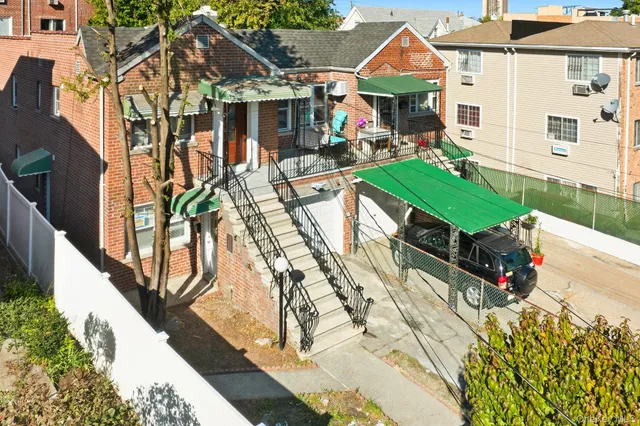 $825,000 | 2943 Yates Avenue | Laconia