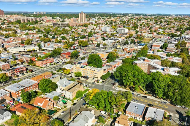 $825,000 | 2943 Yates Avenue | Laconia