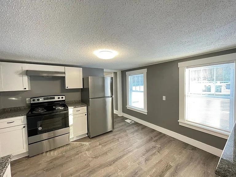 24 Grandview Road Bow, NH 03304 - Photo 7 of 36