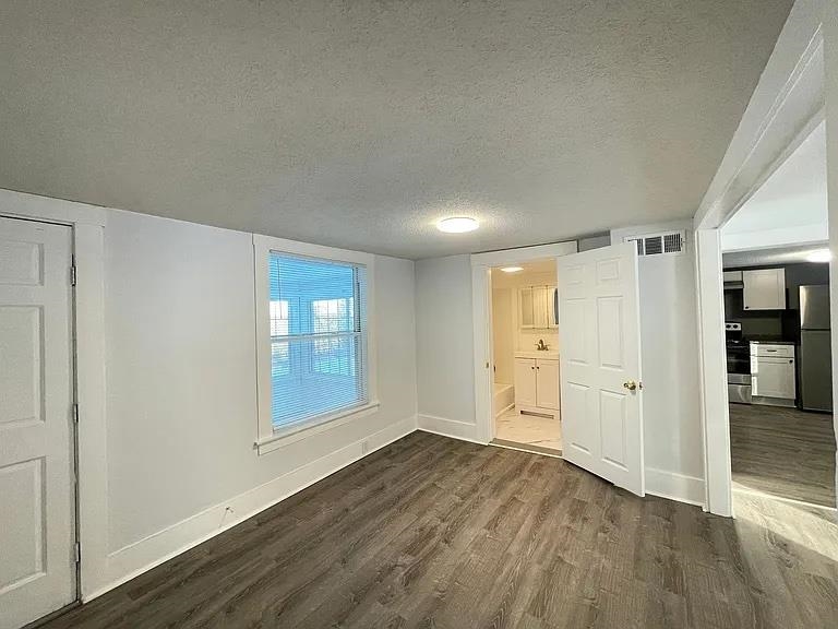 24 Grandview Road Bow, NH 03304 - Photo 9 of 36