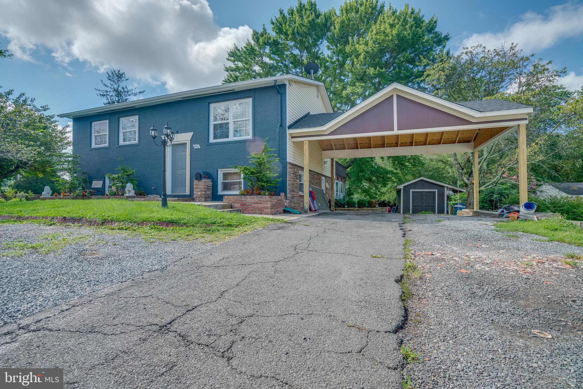 801 West Church Road Sterling, VA 20164 - Photo 3 of 48 Gallery Image 3