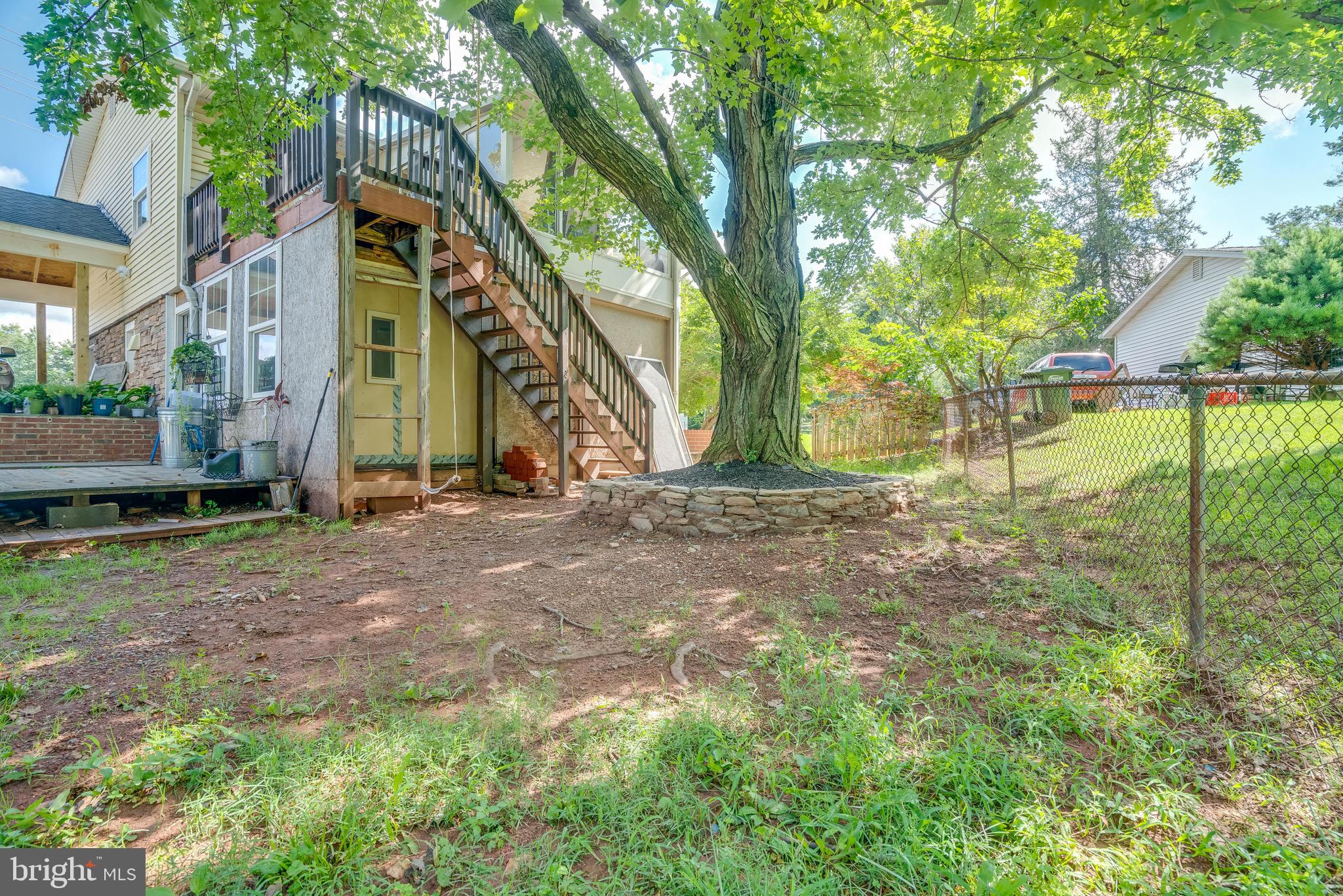 801 West Church Road Sterling, VA 20164 - Photo 40 of 48 Gallery Image 40