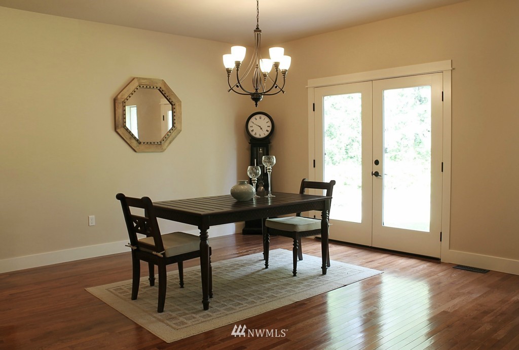 4277 Harris Road Southeast Port Orchard, WA 98366 - Photo 3 of 12 Gallery Image 3