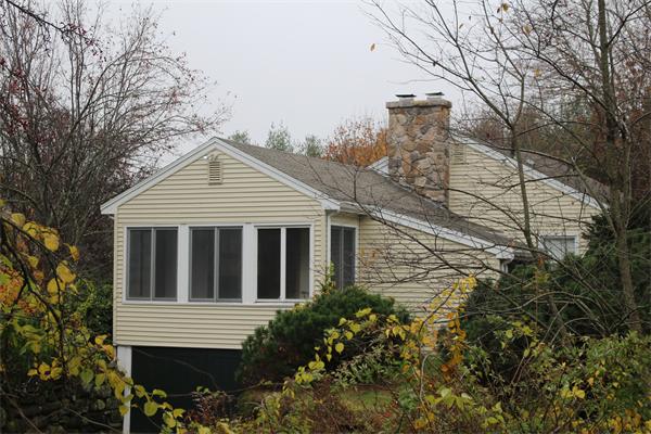 7 West Whitehall Road Amesbury, MA 01913 - Photo 1 of 26