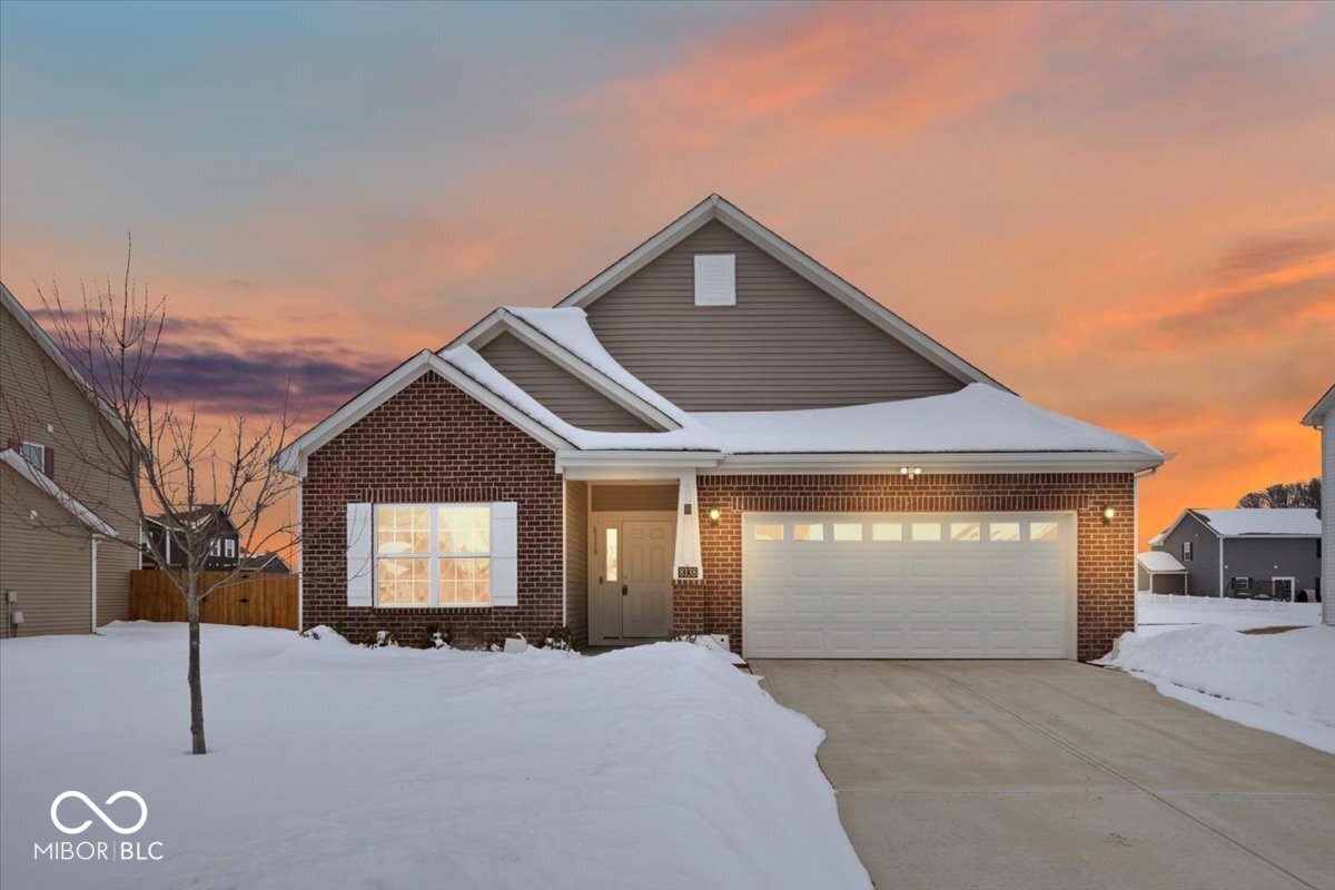 8138 Cagles Mill Trace Avon, IN 46123 - Photo 2 of 26