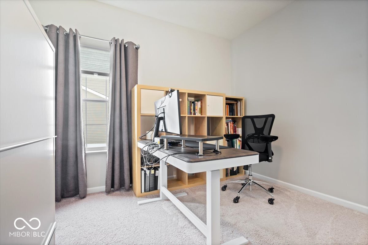 8138 Cagles Mill Trace Avon, IN 46123 - Photo 7 of 26