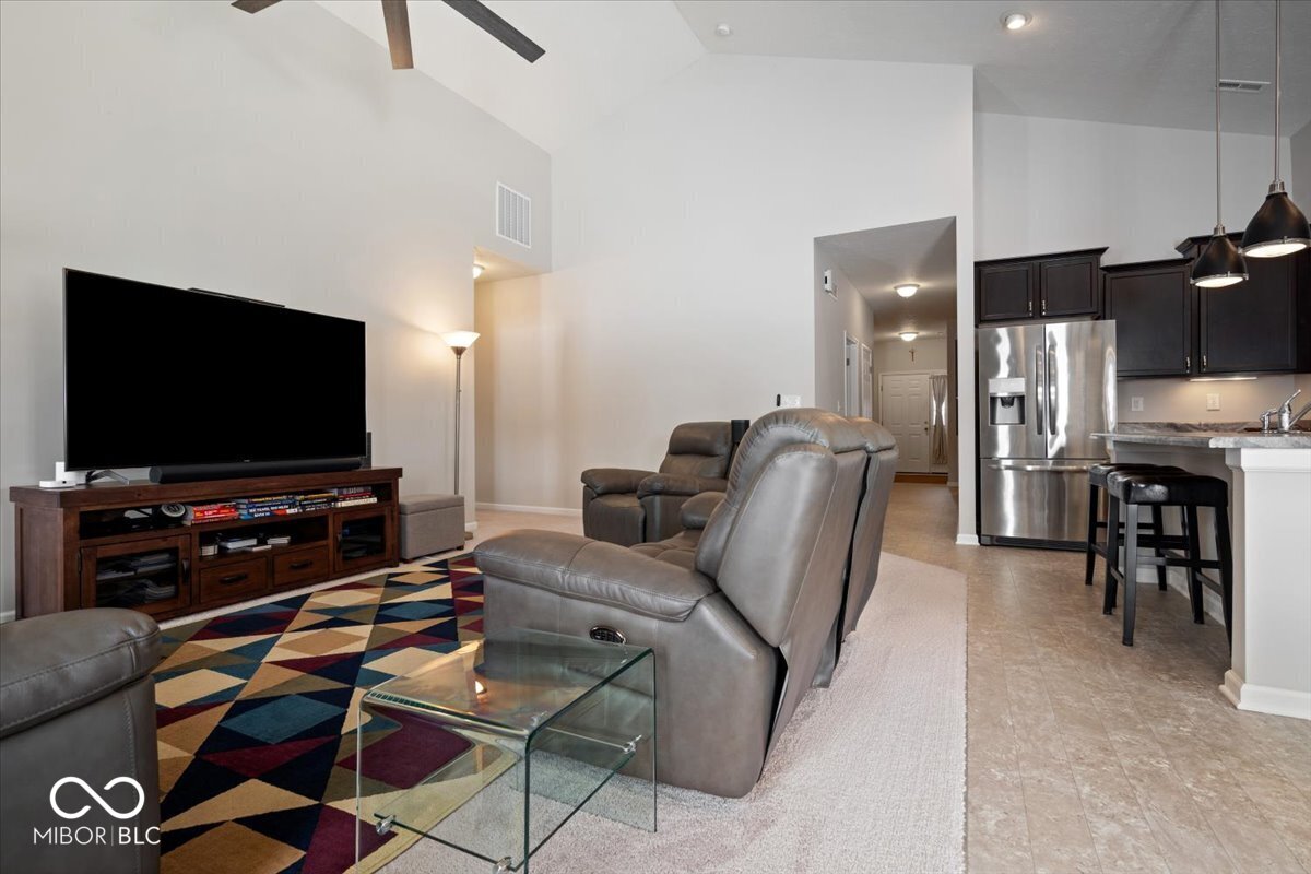 8138 Cagles Mill Trace Avon, IN 46123 - Photo 9 of 26