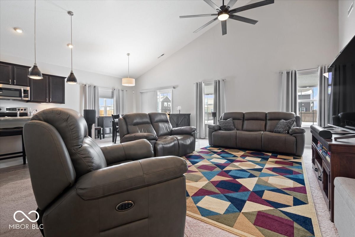 8138 Cagles Mill Trace Avon, IN 46123 - Photo 10 of 26