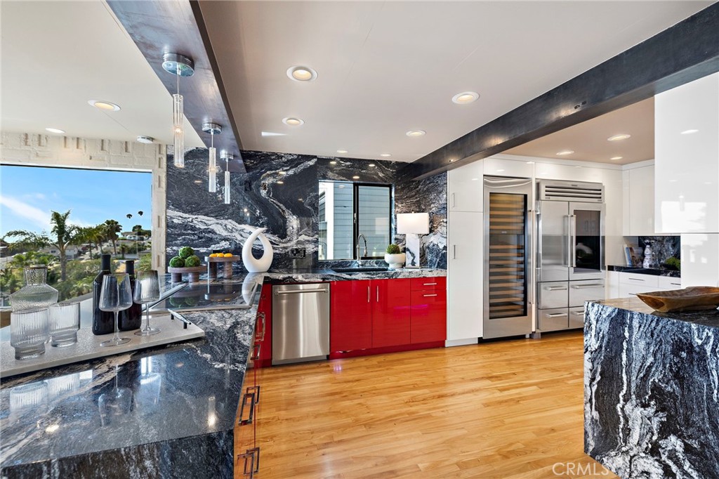 2966 Terry Road Laguna Beach, CA 92651 - Photo 9 of 39 Gallery Image 9
