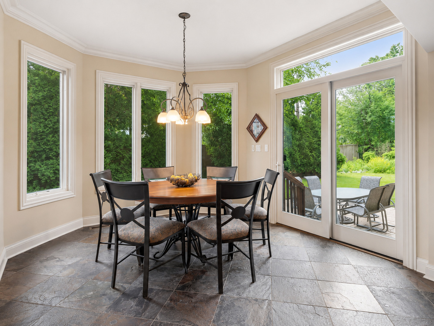 901 Kenton Road Deerfield, IL 60015 - Photo 14 of 40