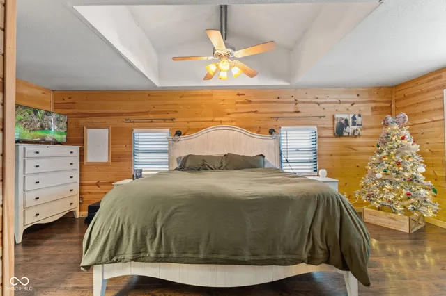 $299,900 | 8358 West Sycamore Road, Fairland, IN 46126