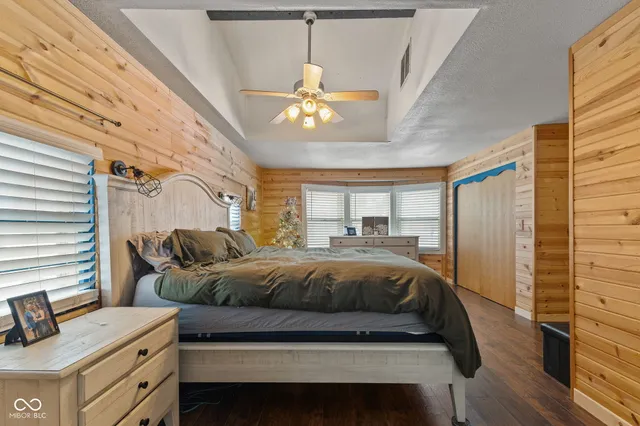 $299,900 | 8358 West Sycamore Road, Fairland, IN 46126