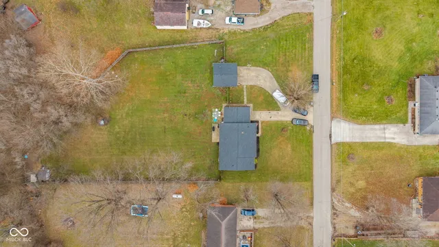 $299,900 | 8358 West Sycamore Road, Fairland, IN 46126