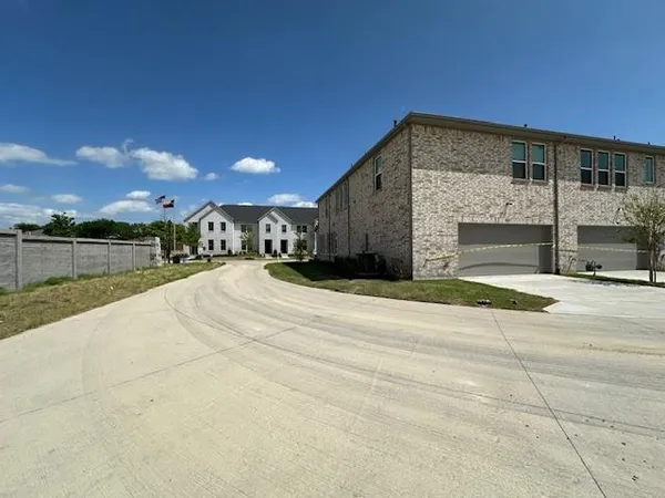 $2,695 | 2841 Bluejack Road, McKinney, TX 75071