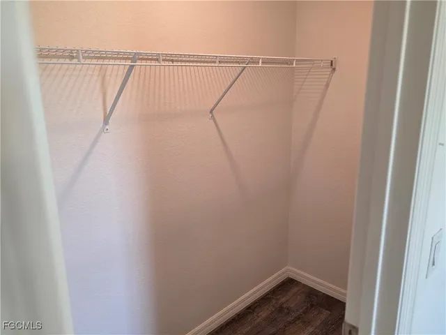 $1,900 | 131 Carousel Avenue, LaBelle, FL 33935