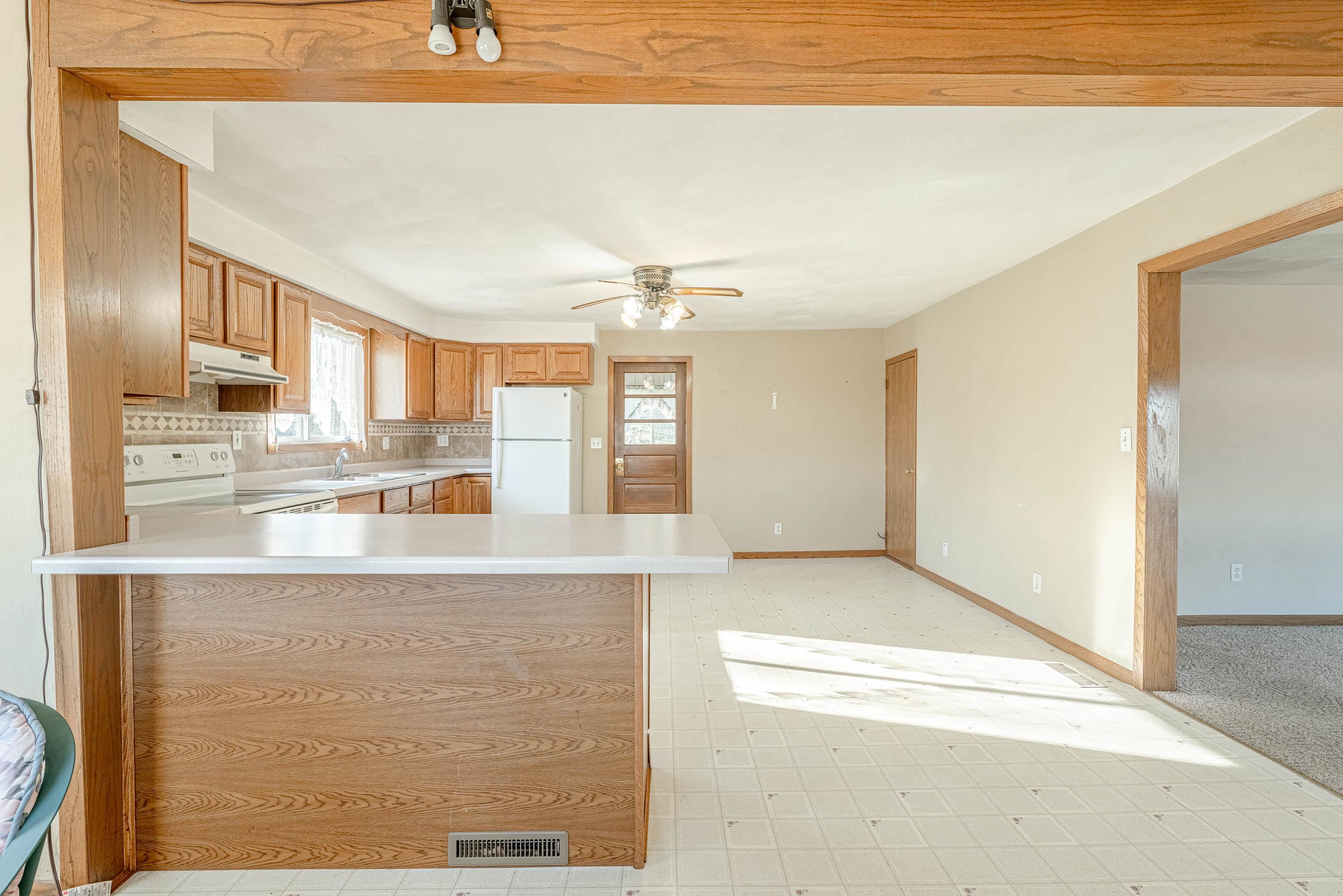 1693 Sawmill Road Argyle, WI 53504 - Photo 11 of 80