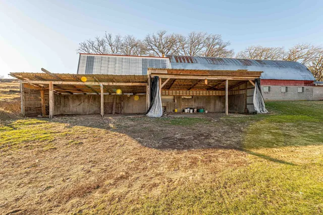 $1,275,000 | 1693 Sawmill Road, Argyle, WI 53504