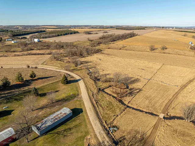$1,275,000 | 1693 Sawmill Road, Argyle, WI 53504