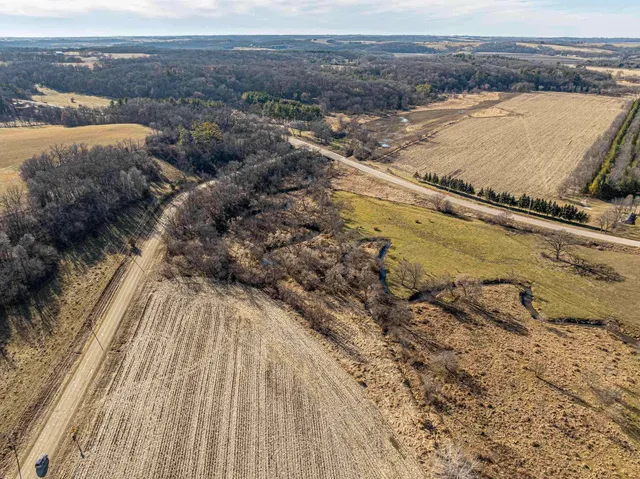 $1,275,000 | 1693 Sawmill Road, Argyle, WI 53504