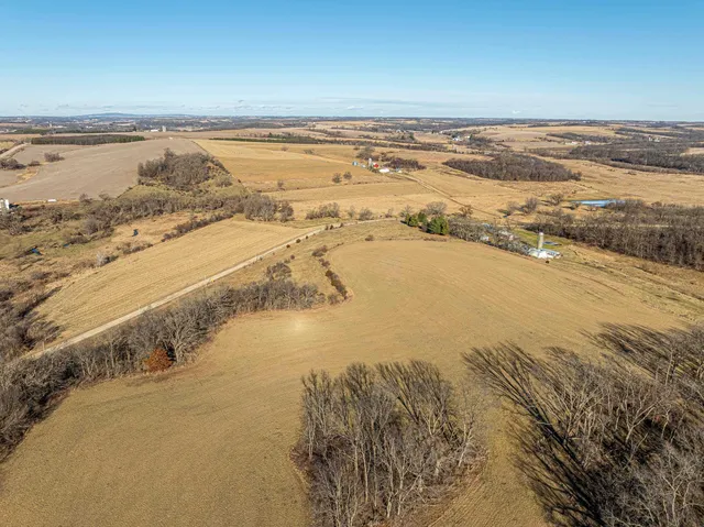 $1,275,000 | 1693 Sawmill Road, Argyle, WI 53504