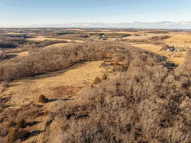 $1,275,000 | 1693 Sawmill Road, Argyle, WI 53504