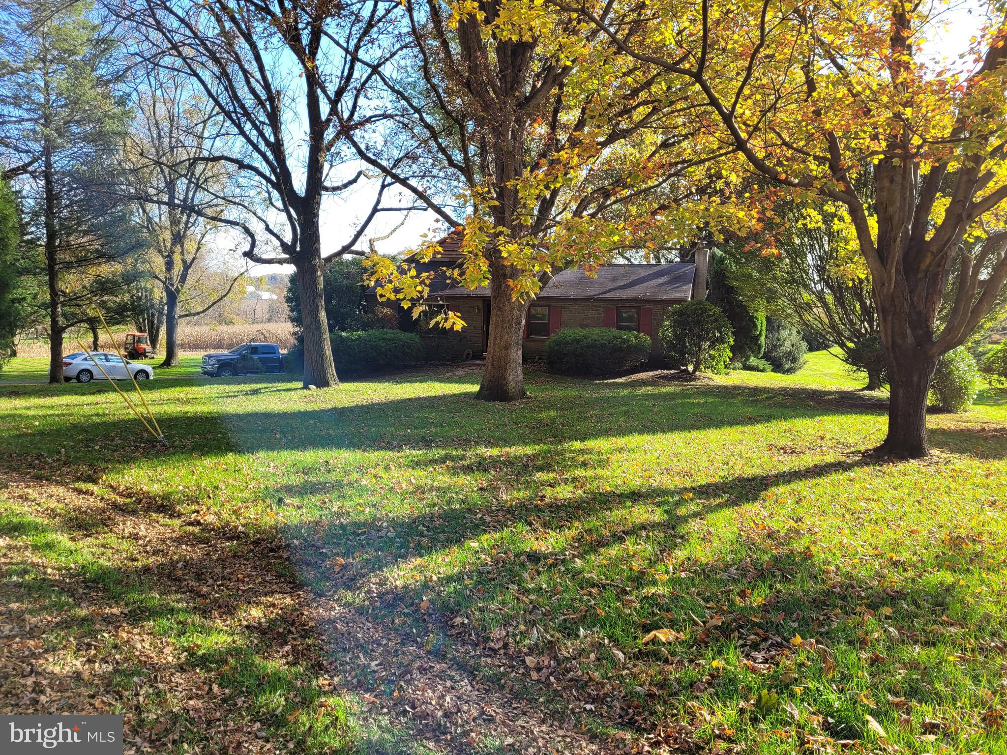 463 Yoder Road Elverson, PA 19520 - Photo 3 of 30 Gallery Image 3