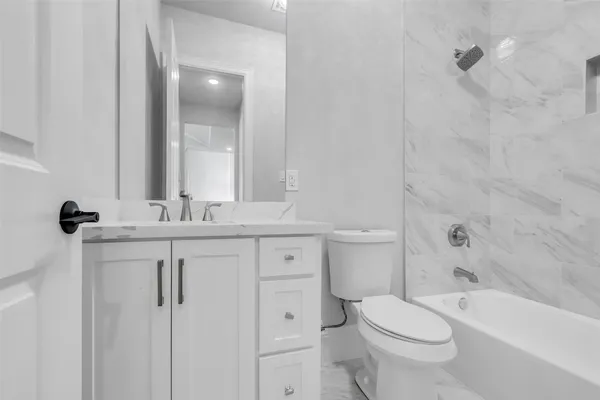 $2,099,900 | 19718 Cherrywood Bend Drive, Cypress, TX 77433