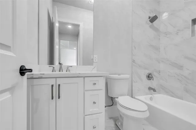 $2,249,900 | 19718 Cherrywood Bend Drive, Cypress, TX 77433