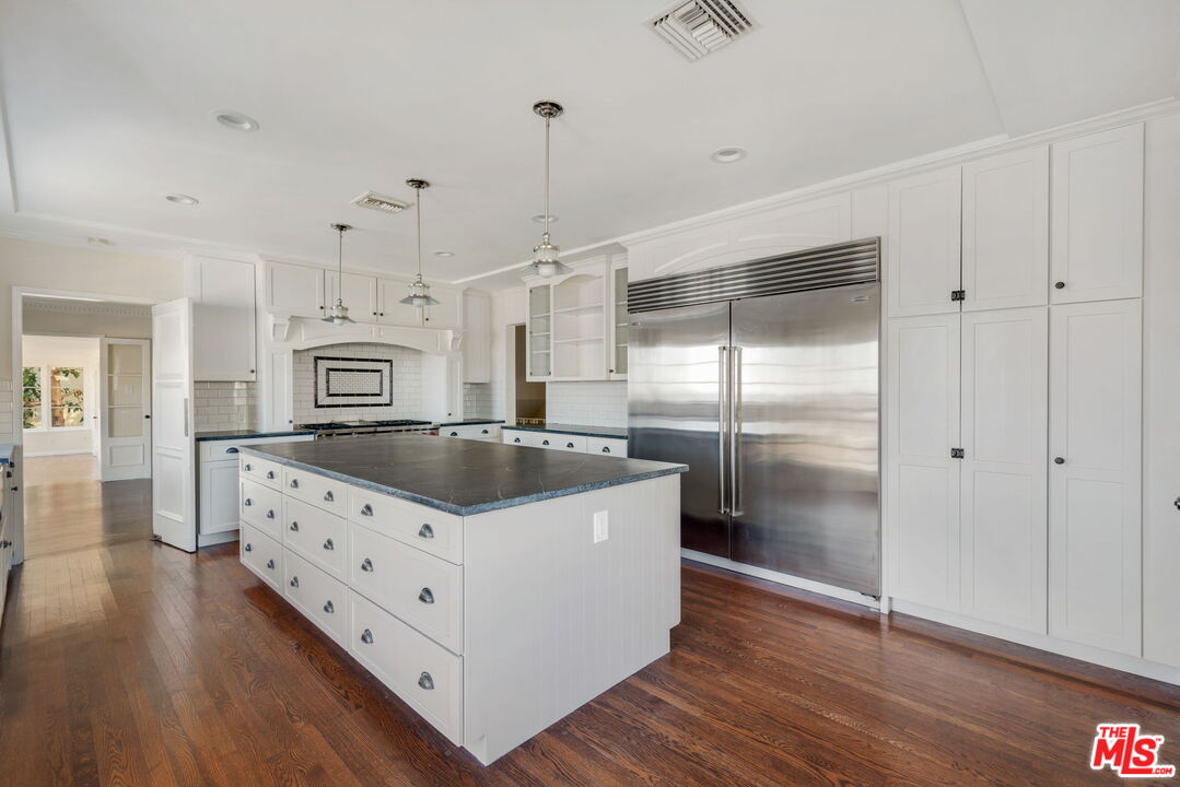 3617 Homeway Drive View Park, CA 90008 - Photo 16 of 58