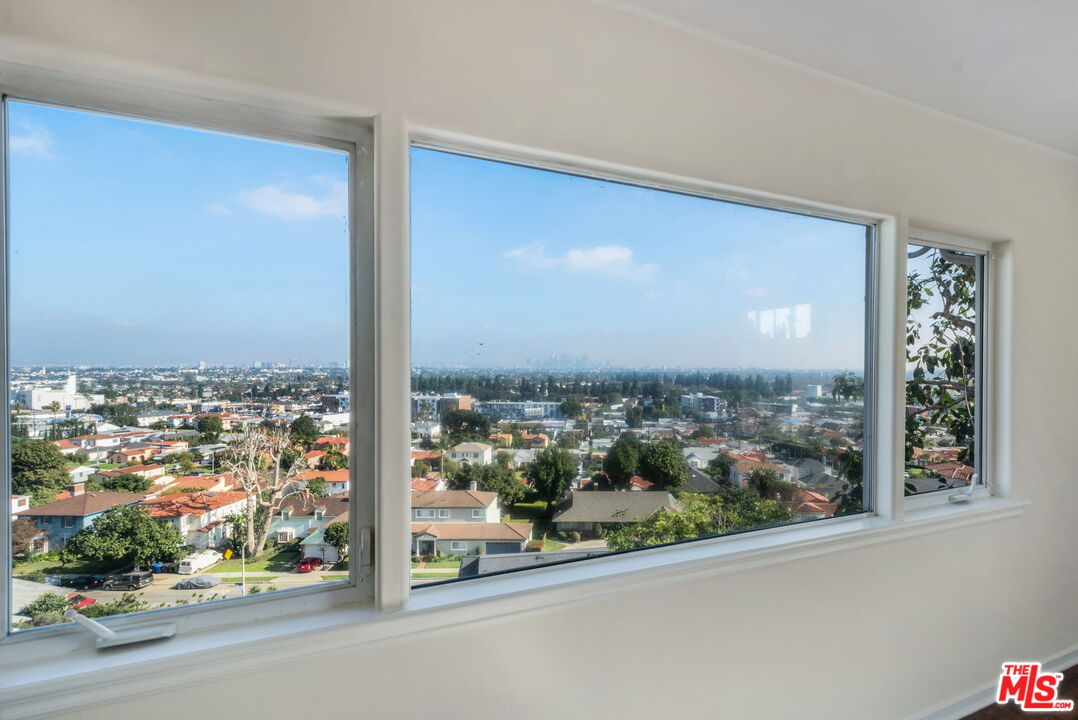 3617 Homeway Drive View Park, CA 90008 - Photo 35 of 58