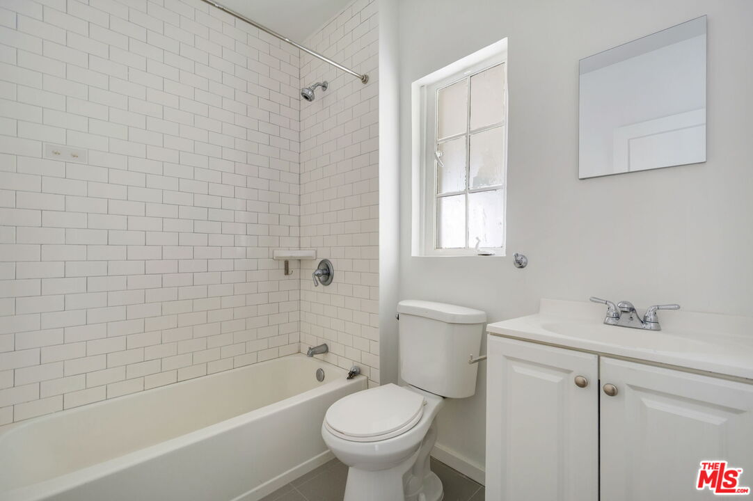 3617 Homeway Drive View Park, CA 90008 - Photo 51 of 58