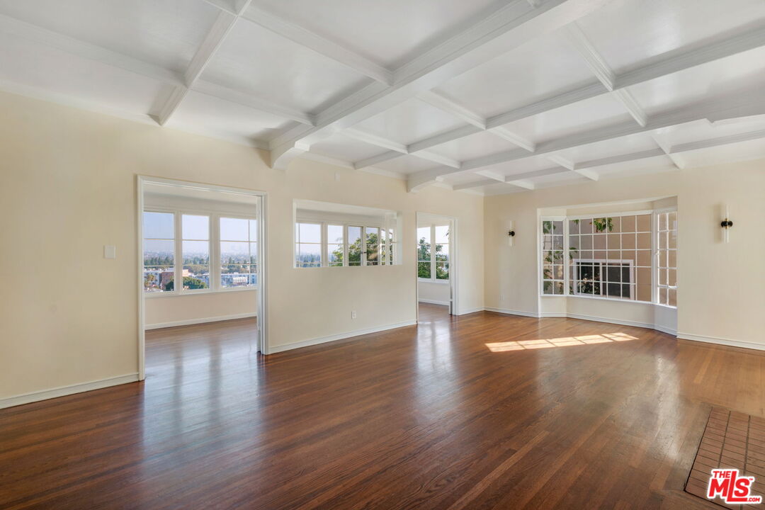 3617 Homeway Drive View Park, CA 90008 - Photo 6 of 58