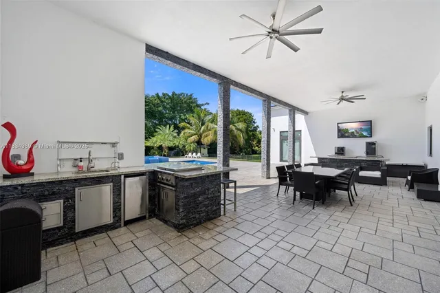 $4,495,000 | 11350 Northwest 8th Street, Plantation, FL 33325