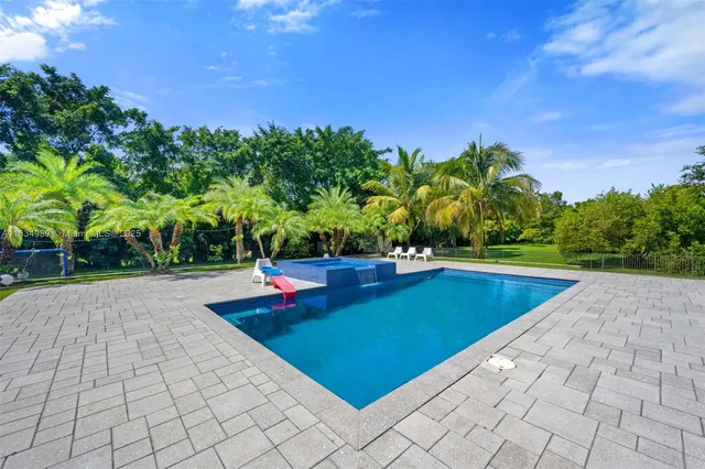 $4,495,000 | 11350 Northwest 8th Street, Plantation, FL 33325