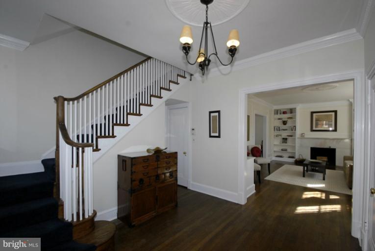 3115 34th Street Northwest Washington, DC 20008 - Photo 4 of 6 Interior (General)