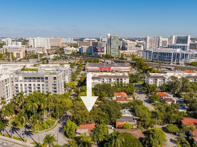 $5,100 | 1009 Northwest 11th Court, Miami, FL 33136